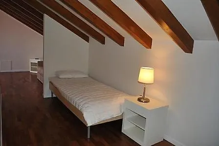 Apartment Sleeps 6 Pool Wifi *