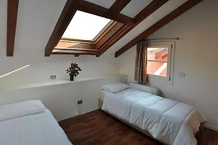 Sleeps 6 Pool Wifi